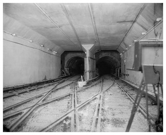 NY–NJ Tunnel, ca. 1900. Bain News Service, photographer. Courtesy of The Library of Congress. 