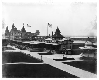 Manhattan Beach Hotel, Brooklyn, N.Y. c1900 – 1915. Detroit Publishing Co. (Publisher). Library of Congress, Prints & Photographs Online Catalog.