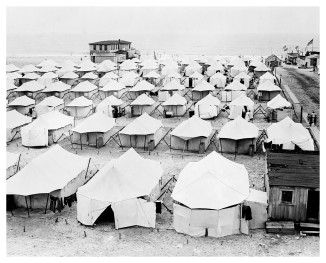 Tent City, Rockaway, Queens, N.Y. c1902 – 1910. Bain News Service (Publisher). Library of Congress, Prints & Photographs Online Catalog.