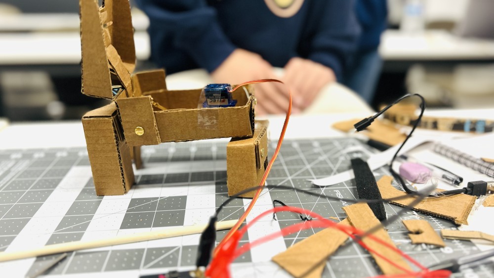 Robot Dog Using MicroBit