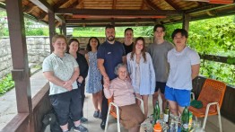 Eddie's Grandma and Students in Australia