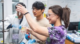 School of Engineering Students in the Chem Lab