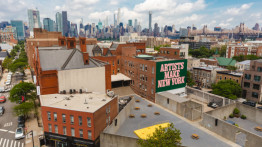 Aerial image of PS1 building