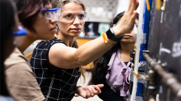 faculty and students in the chemistry lab