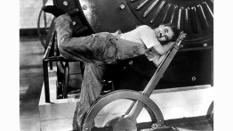 Charlie Chaplin in 'Modern Times' (1936)