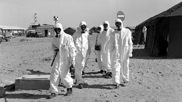 Fig. 1 Preparation work for “Gerboise Bleue,” Saharan Center for Military Experiments, Reggane, Algerian Sahara, January 1960 © Raymond Varoqui / SCA / ECPAD
