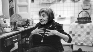 Still from the movie "A Guided Tour of Edith's Apartment"