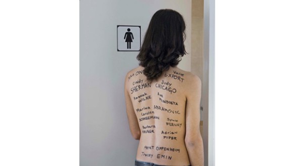 Effy Beth, 'Una nueva artista necesita usar el baño (A new artist needs to use the bathroom),' 2011